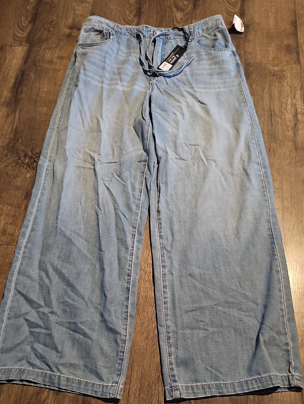 NWT d. jeans Light Blue Wide Leg Jeans High Rise Size 12 Elastic Baggy Boho